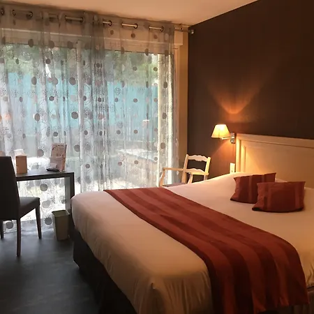 Hotel Bagnoles - Contact 3*