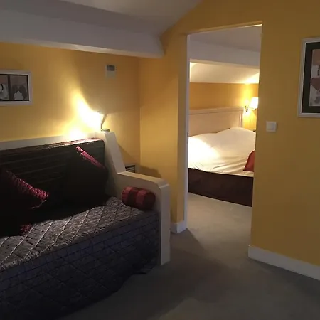 Bagnoles - Contact Hotel Bagnoles de l'Orne Normandie