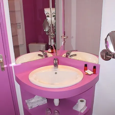 Hotel Bagnoles - Contact