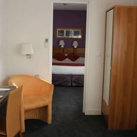 Bagnoles Hotel - Contact Hotel