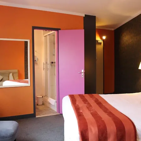 Bagnoles - Contact Hotel 3*