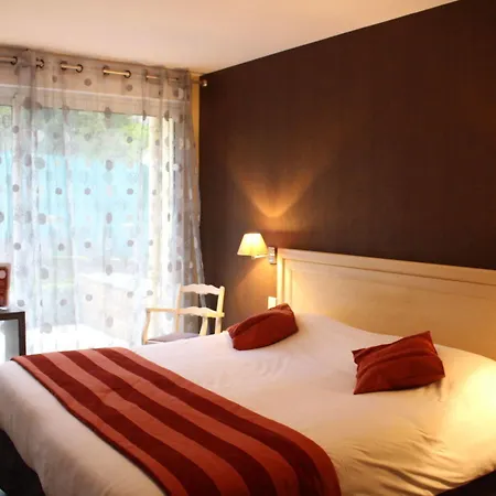 Bagnoles - Contact Hotel Bagnoles de l'Orne Normandie