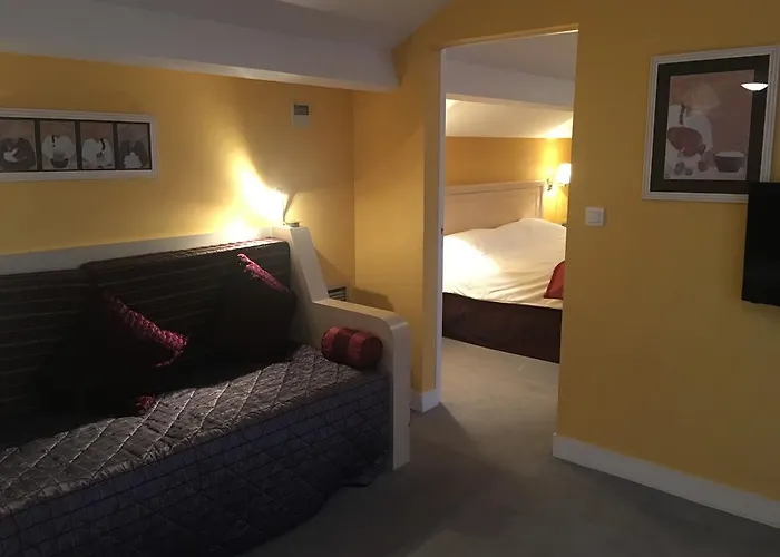 Bagnoles Hotel - Contact Hotel Hotel Bagnoles de l'Orne Normandie