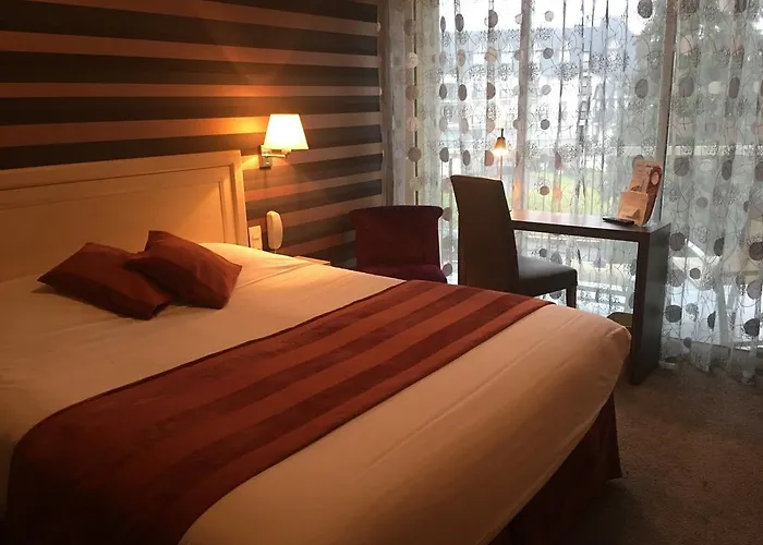 Bagnoles Hotel - Contact Hotel Bagnoles de l'Orne Normandie