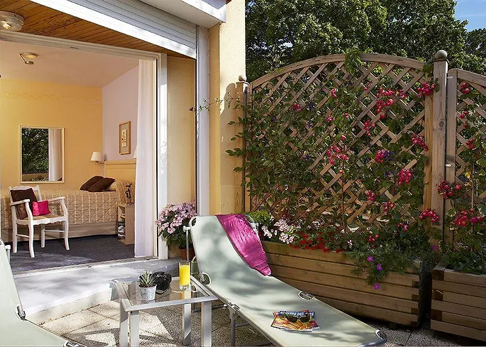 Hotel Bagnoles Hotel - Contact Hotel Bagnoles de l'Orne Normandie