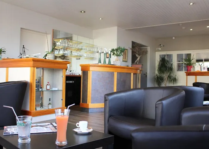 Bagnoles Hotel - Contact Hotel Hotel 3*