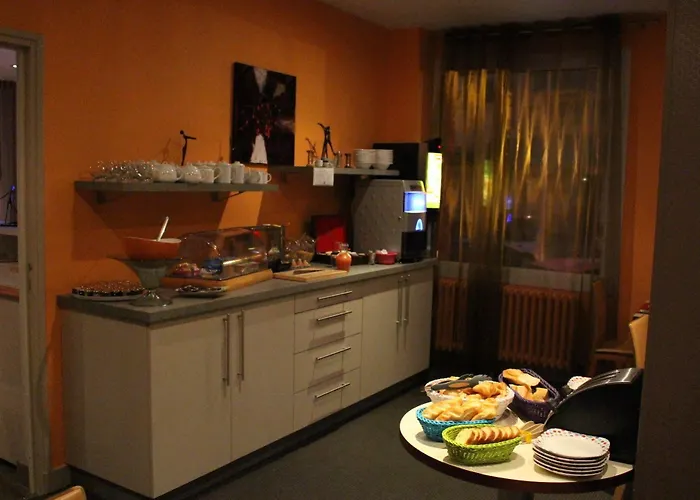 Bagnoles Hotel - Contact Hotel